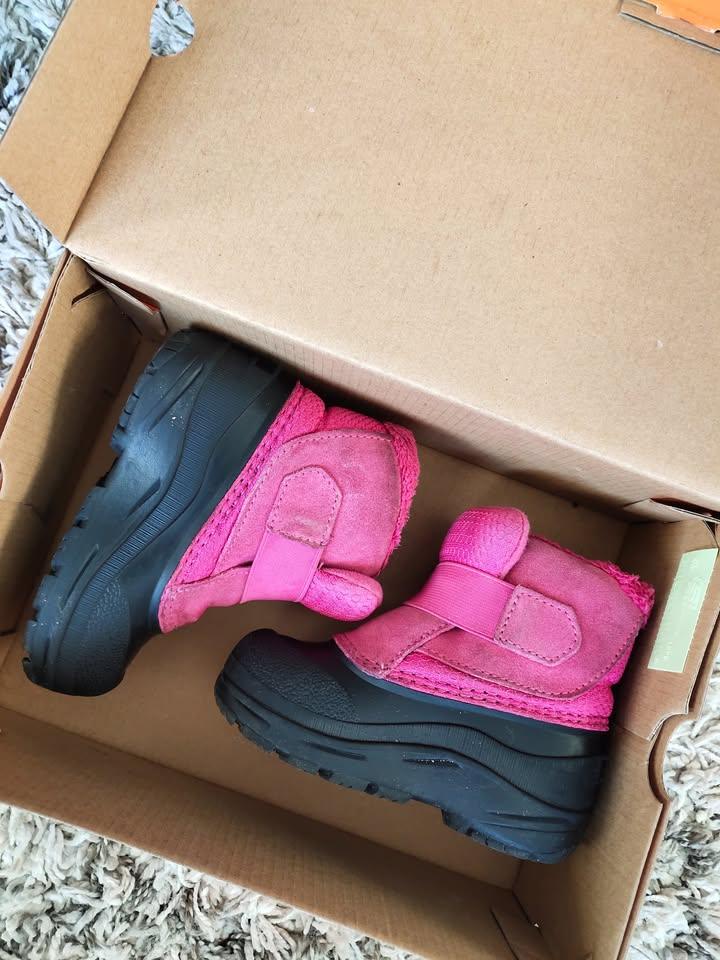 North Face Snow Boots – Toddler Girl Size 7 (UK 6 / EUR 23.5) - photo 2