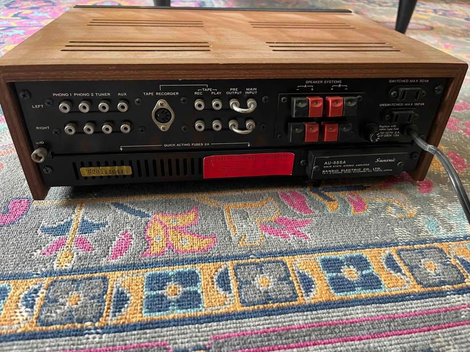 Sansui AU-555A Amplifier - photo 3