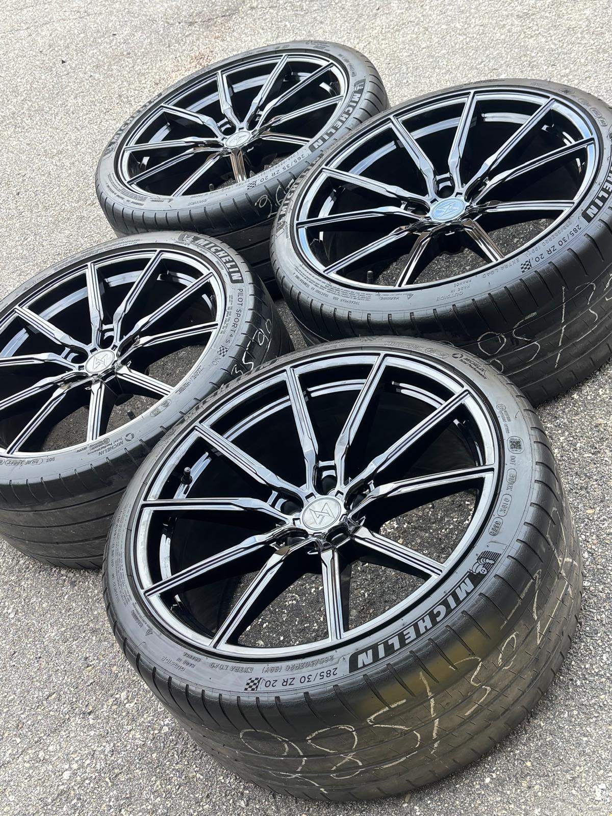 NEW 20”SENTALI(5x114)+used Michelin-MUSTANG/Maserati/Genisis/350