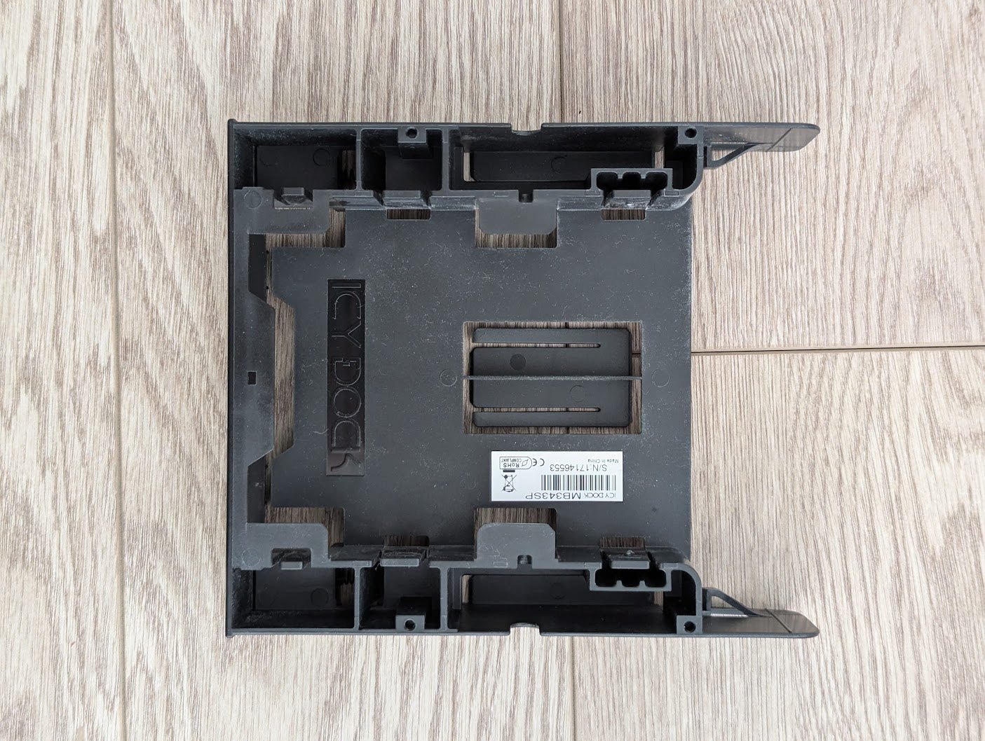 5.25" PC Bay to 3.5" + Dual 2.5" SSD/HDD Mount - ICY DOCK - photo 3