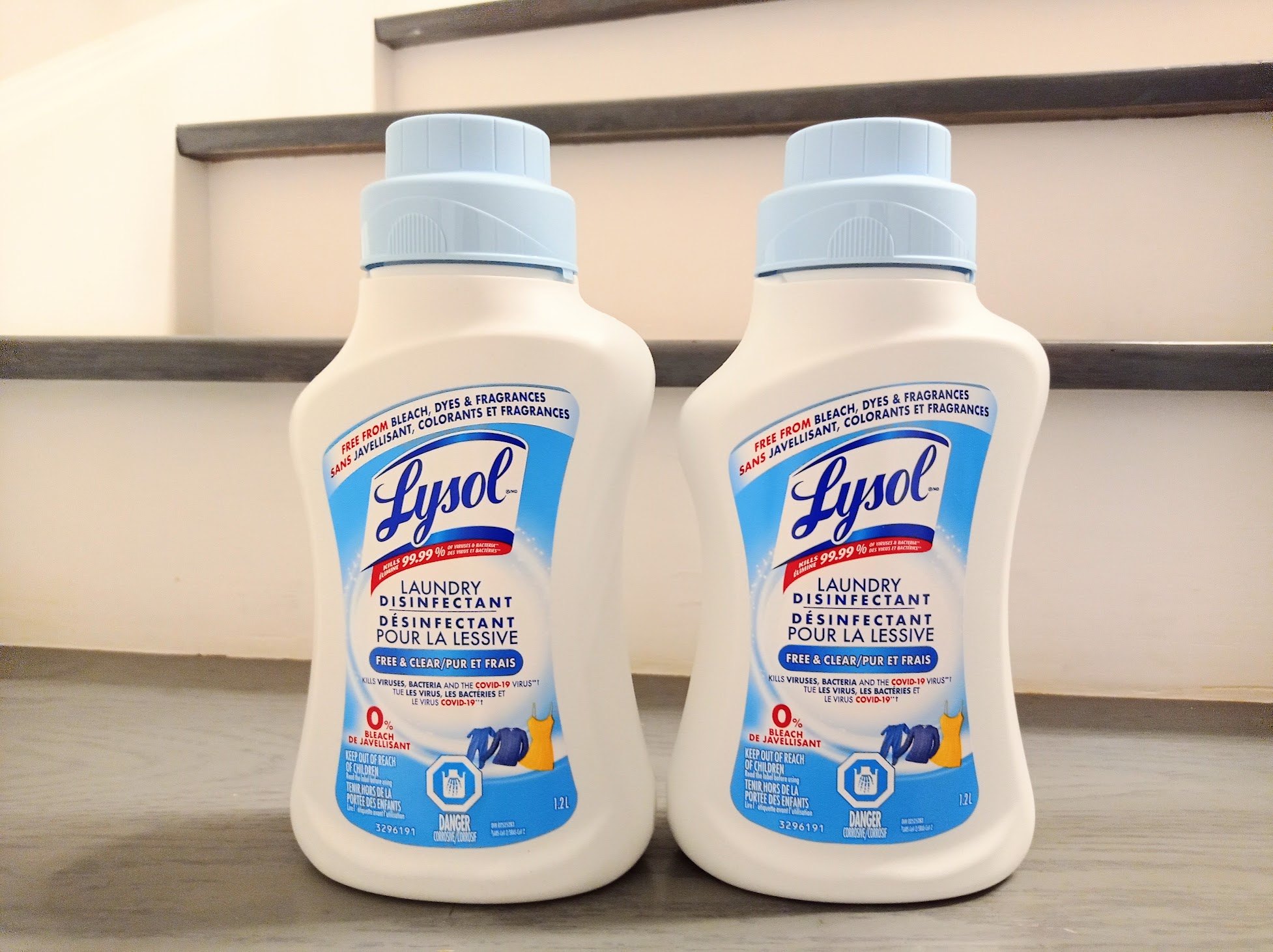 Brand New Lysol Laundry Disinfectant – Crisp Linen, 1.2L - photo 4