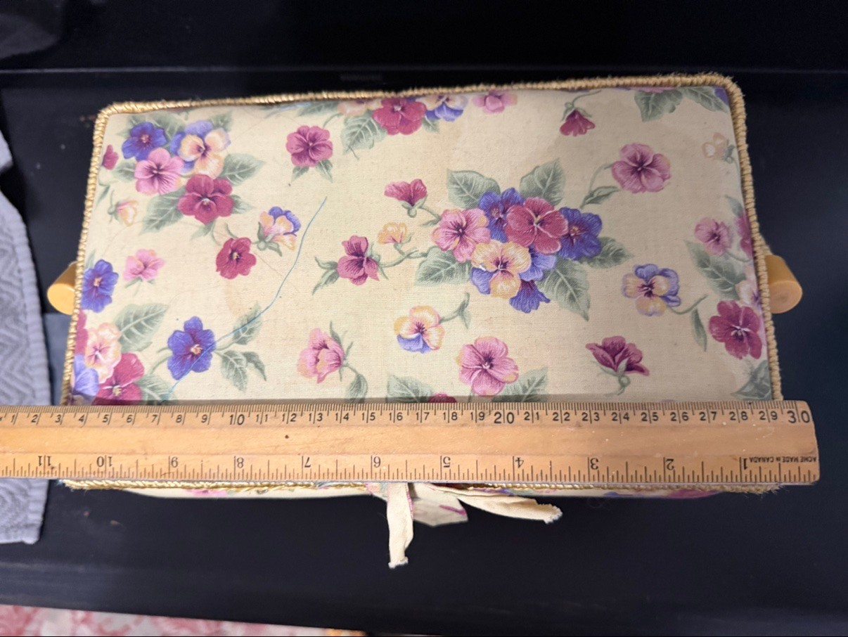 Floral Fabric Sewing Box with Tray & Pincushion - photo 2