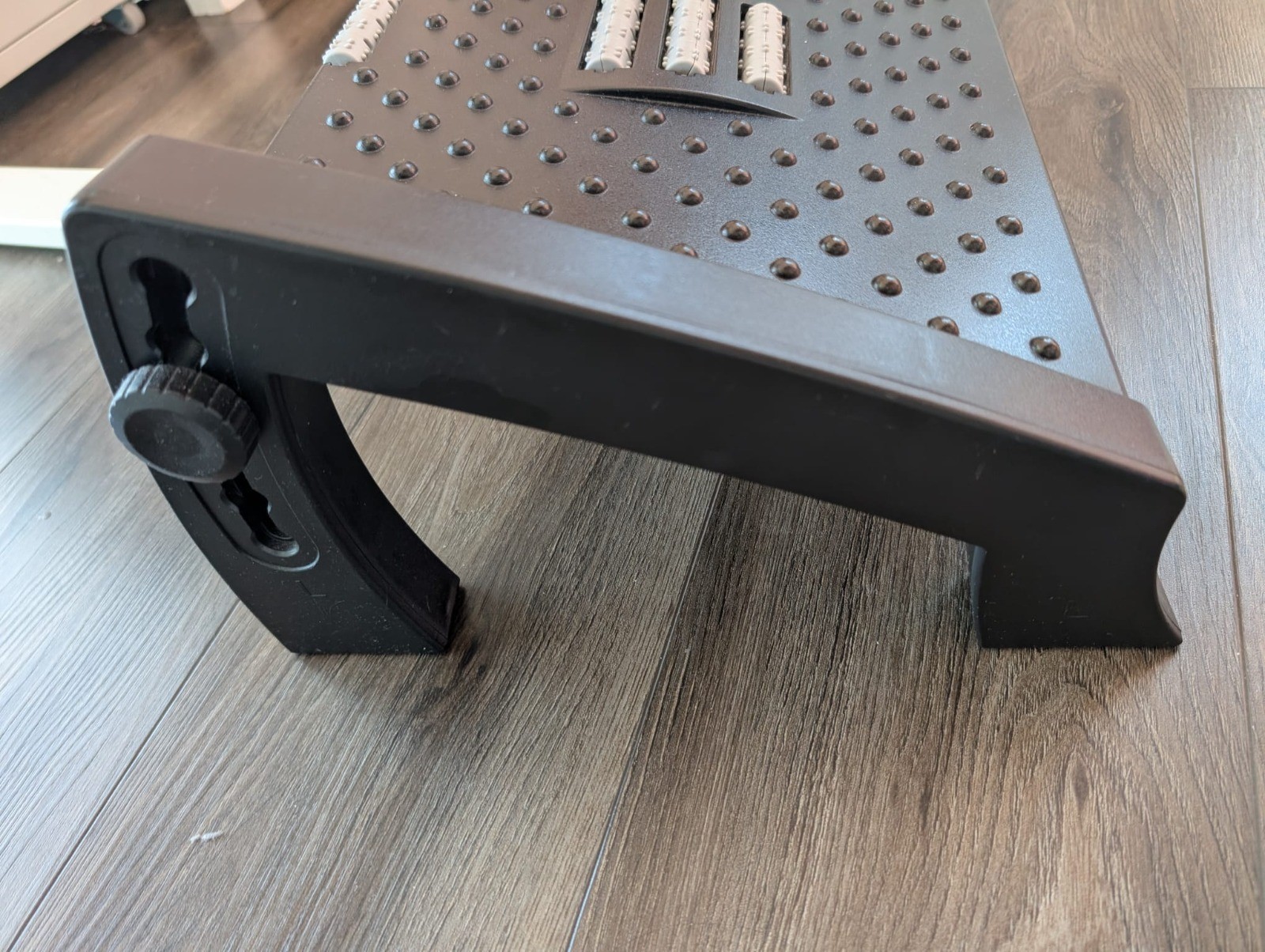 Adjustable Under-Desk Footrest – Black - photo 2