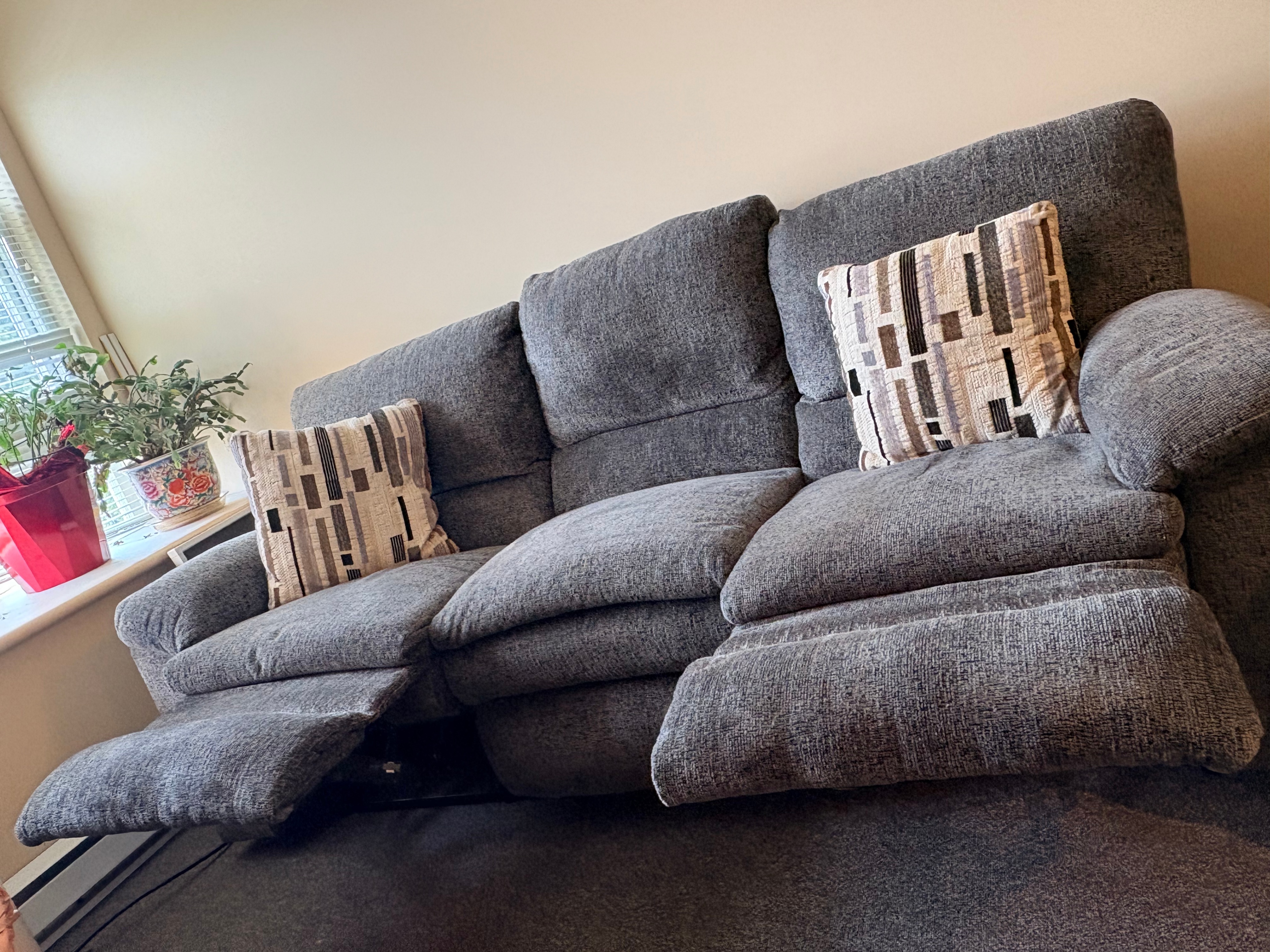 Reclining Sofa/Couch - Pewter Grey (Made by Tosh) - photo 2