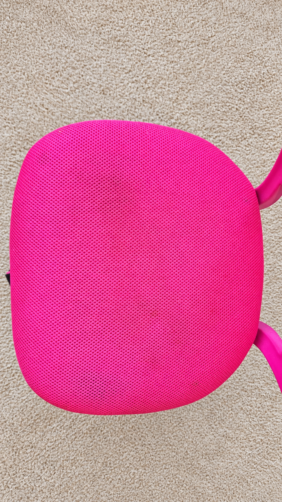 Kids Ergonomic Swivel Desk Chair (Pink & White) – Moving Sale! - photo 3