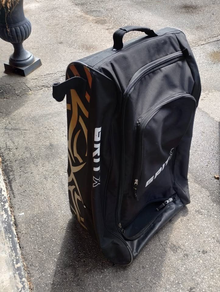 GRIT X Tower Wheeled Hockey Bag, 33-in - photo 2