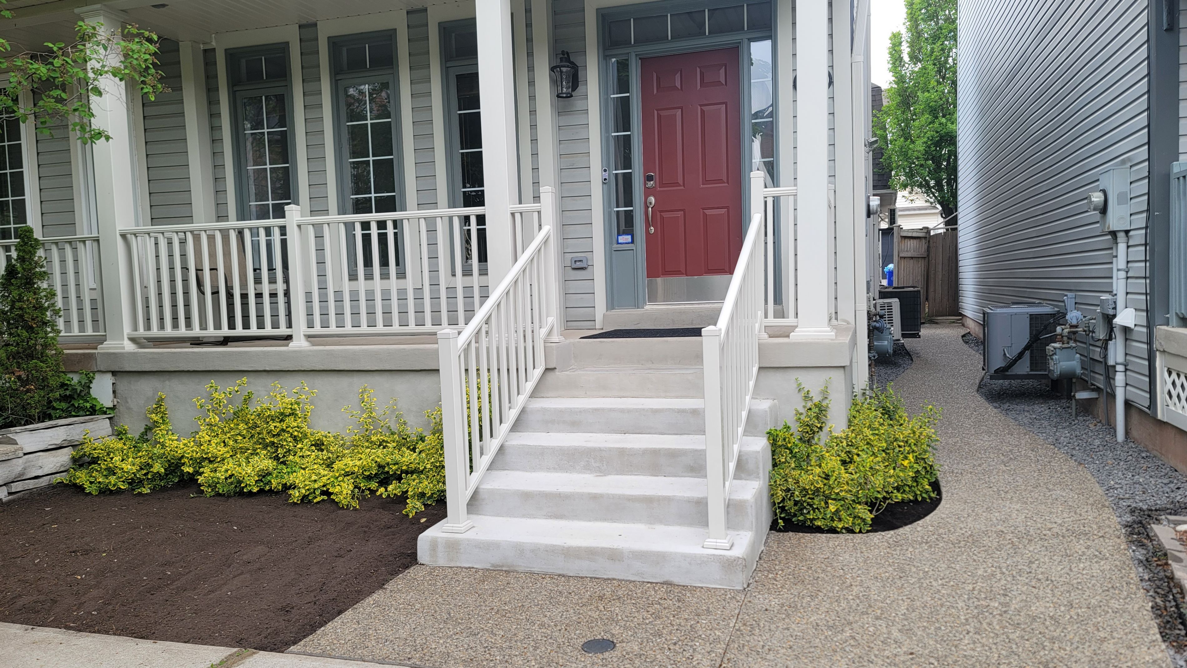 Trafalgar/Glenashton - Room near Sheridan and Walmart