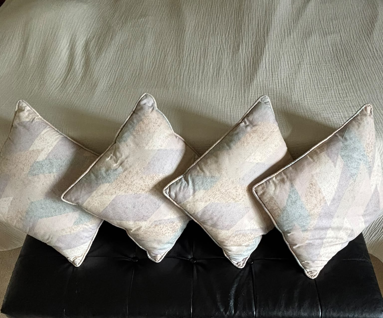 Set of 4 Vintage Decorative Pillows