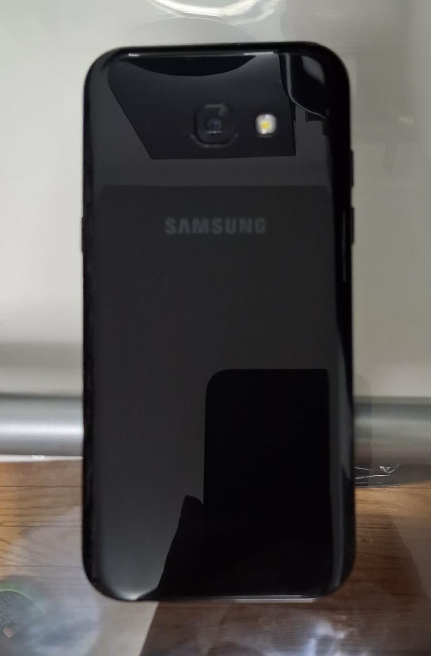 Samsung Galaxy A5  Black Sky  32GB Unlocked Excellent Condition - photo 2