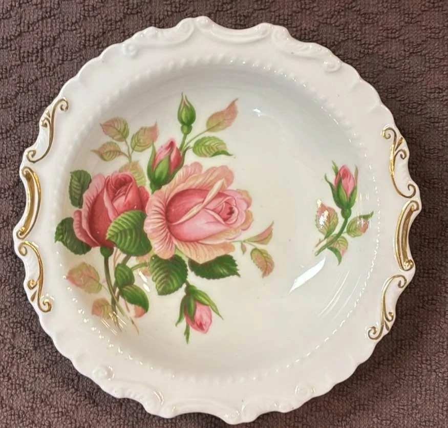 Rare Vintage Royal Albert Anniversary Rose Fruit Dessert Plate