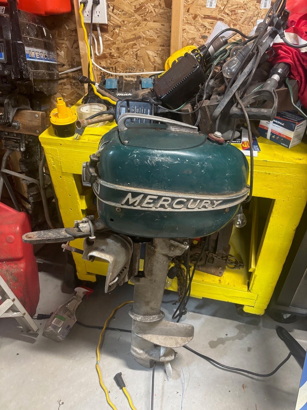 Vintage Kiekhaefer Mercury Mark 7 Outboard Motor - photo 3