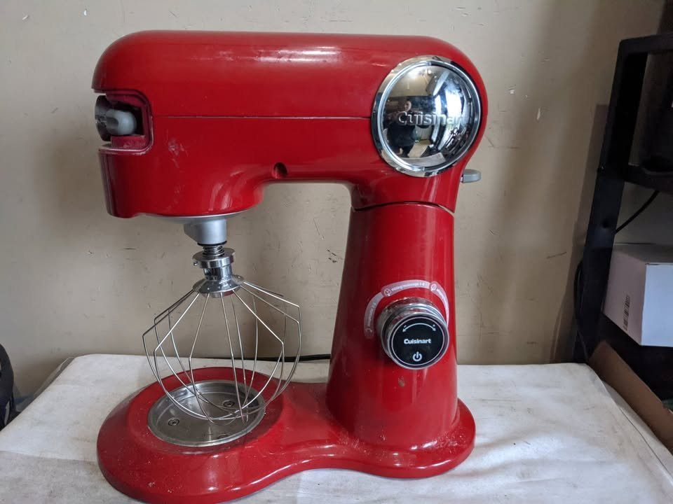 Cuisinart Stand Mixer - parts only - photo 2