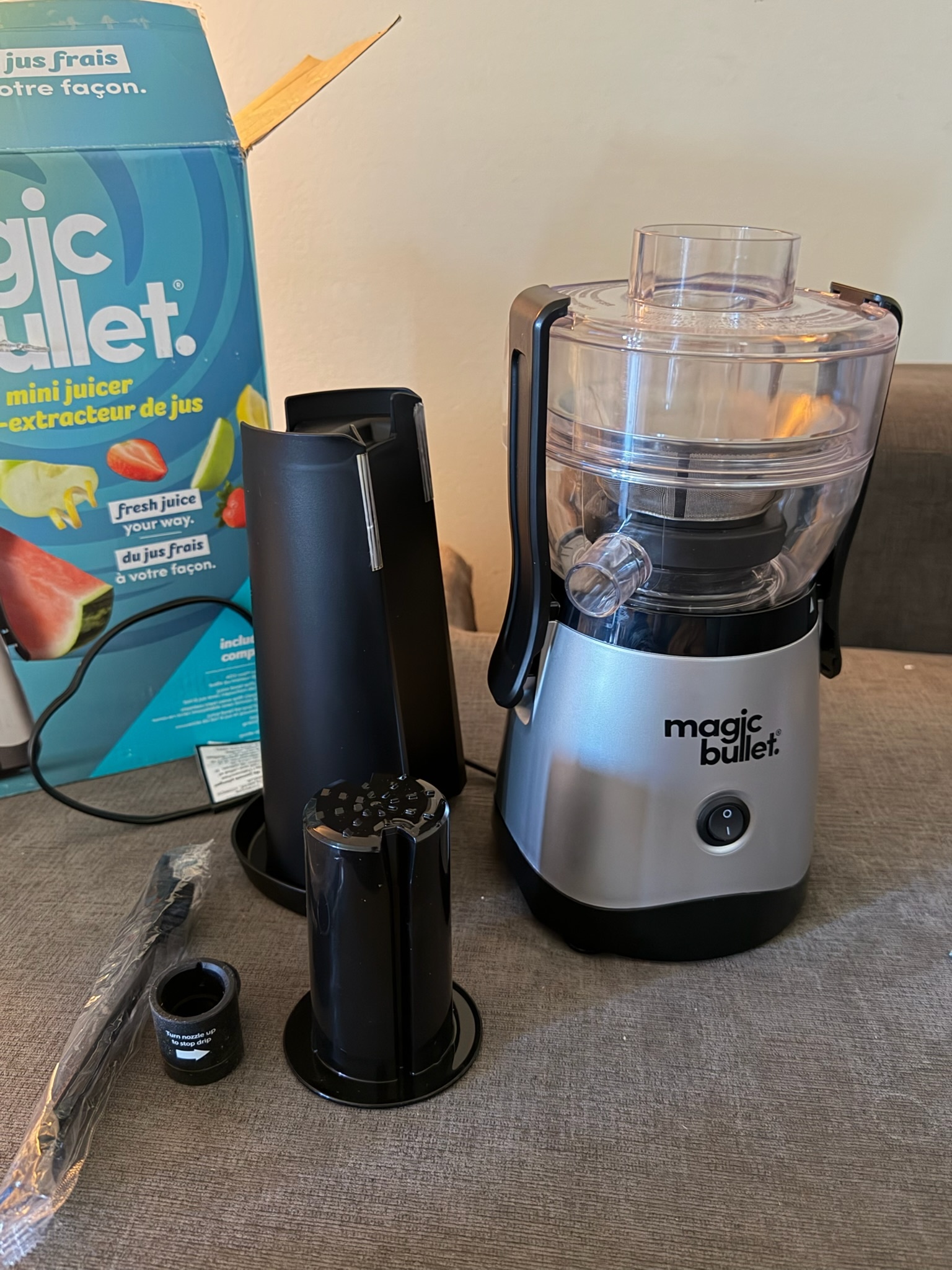 Magic Bullet Mini Juicer Personal Blender Used - photo 2
