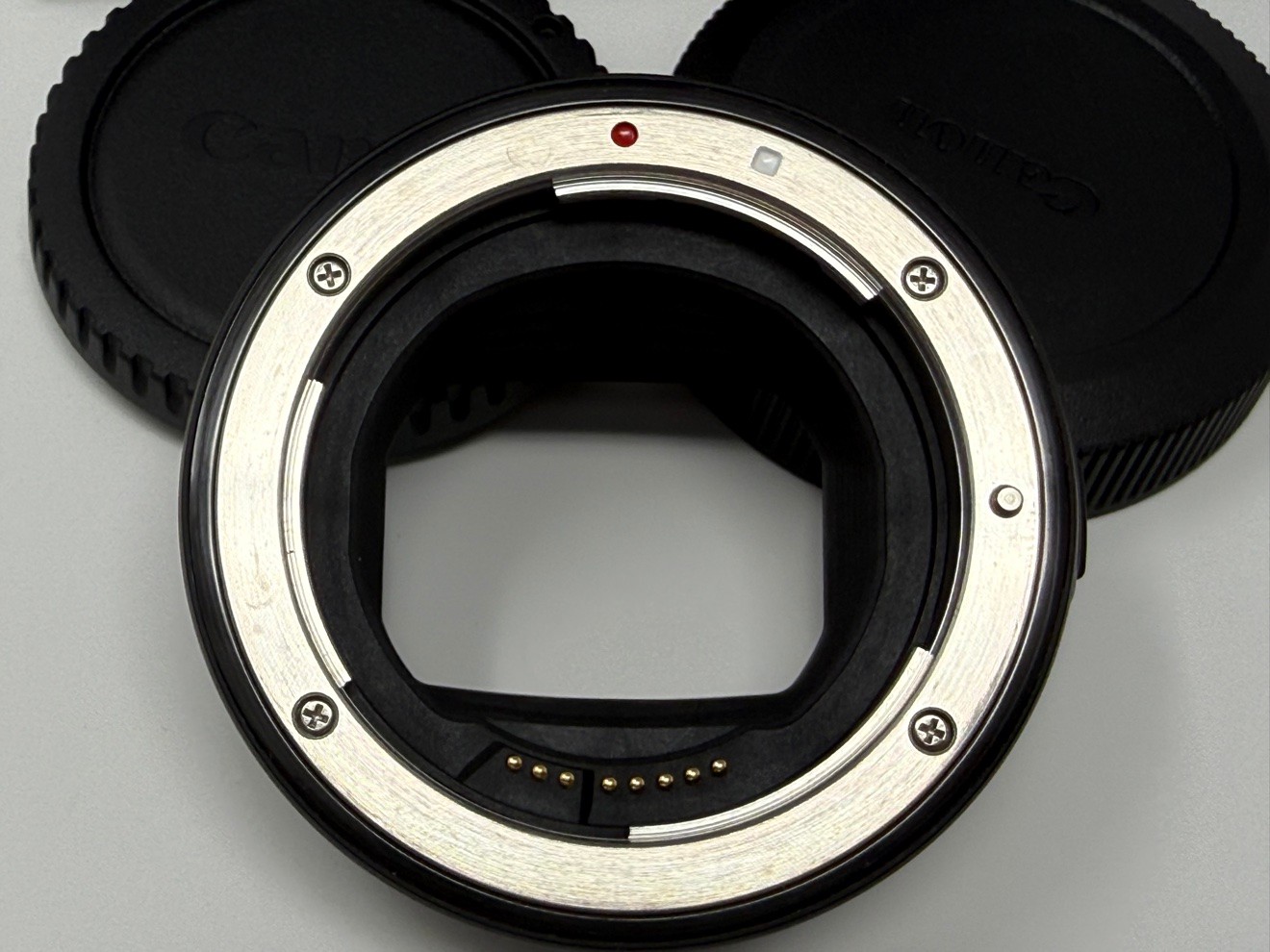 Canon Mount Adapter EF-EOS R - Like New - photo 3