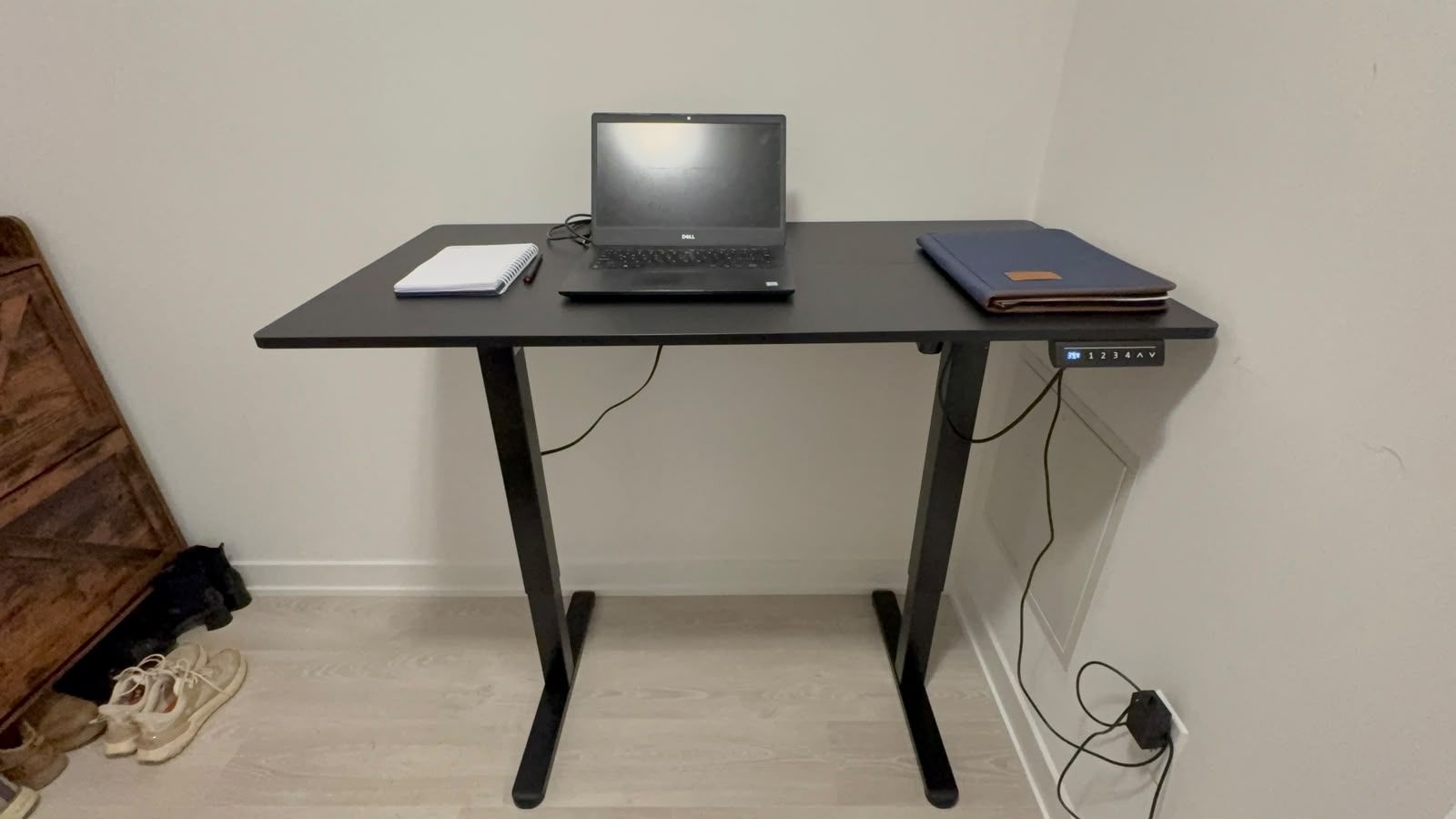 ErGear Electric Standing Desk – Like New