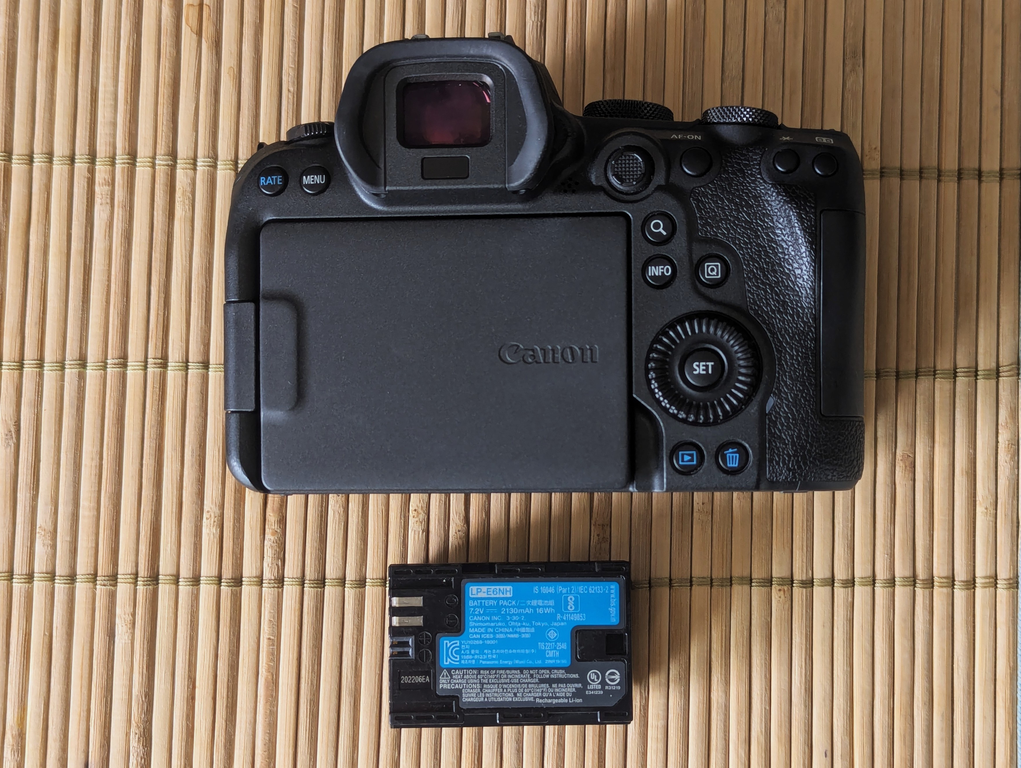 Canon EOS R6 BODY ONLY - photo 2