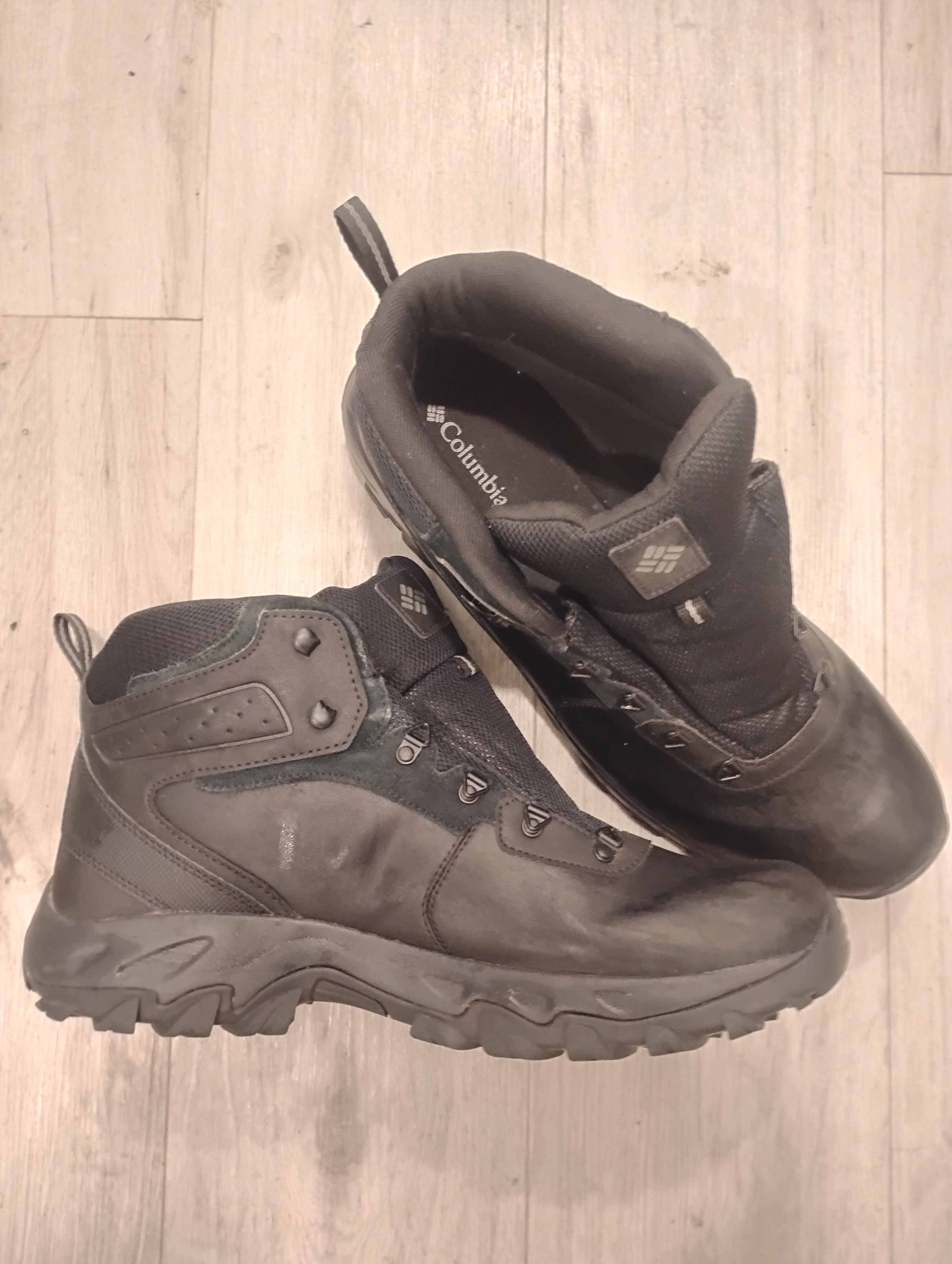 RARE Size 16 US  Columbia