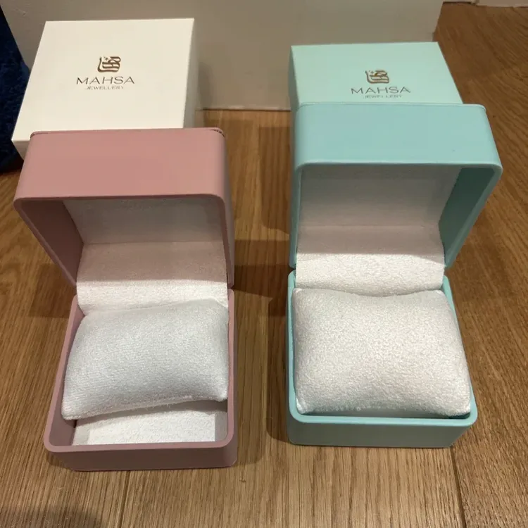 Bundles of assorted Jewellery Boxes -
