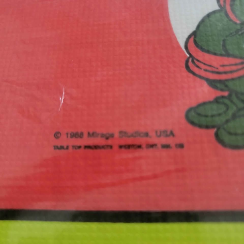 1988 TMNT paper table cover 54x96 inches - photo 3