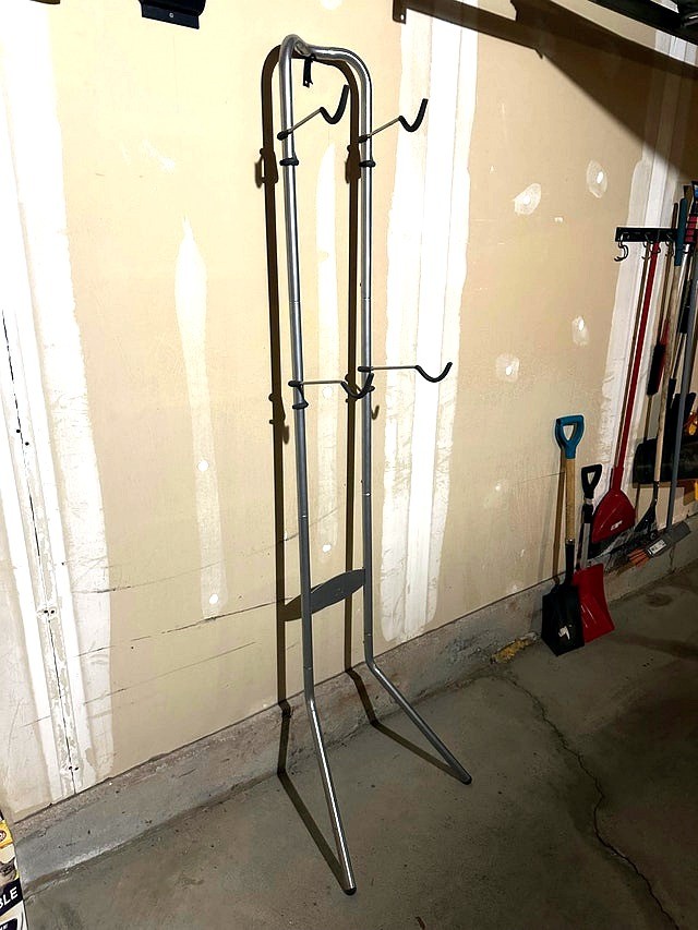 Free-Standing 2-Bike Storage Rack - photo 2