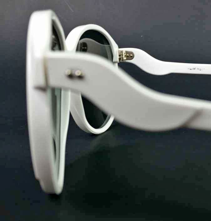 Vintage.Retro white Oversized Sunglassrs ITALY 1970'S ORIGINAL