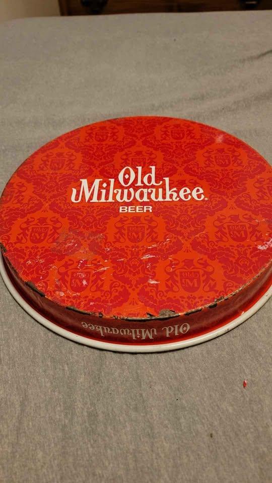 1968 Old Milwaukee tin beer tray - photo 4