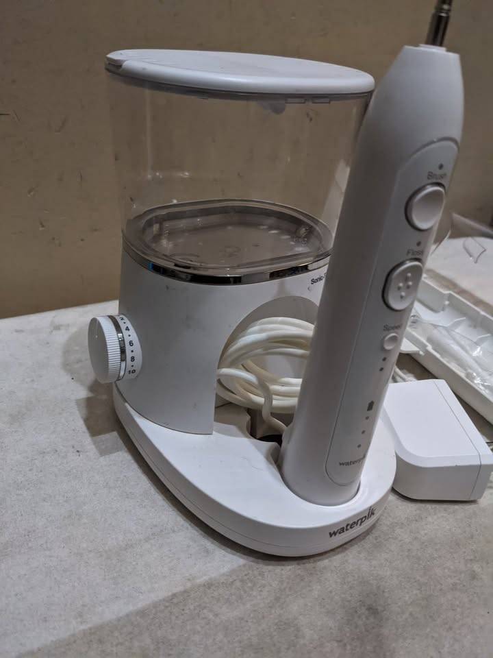 WaterPik Sonic-Fusion 2.0 Brush + Floss Electric Toothbrush - photo 2