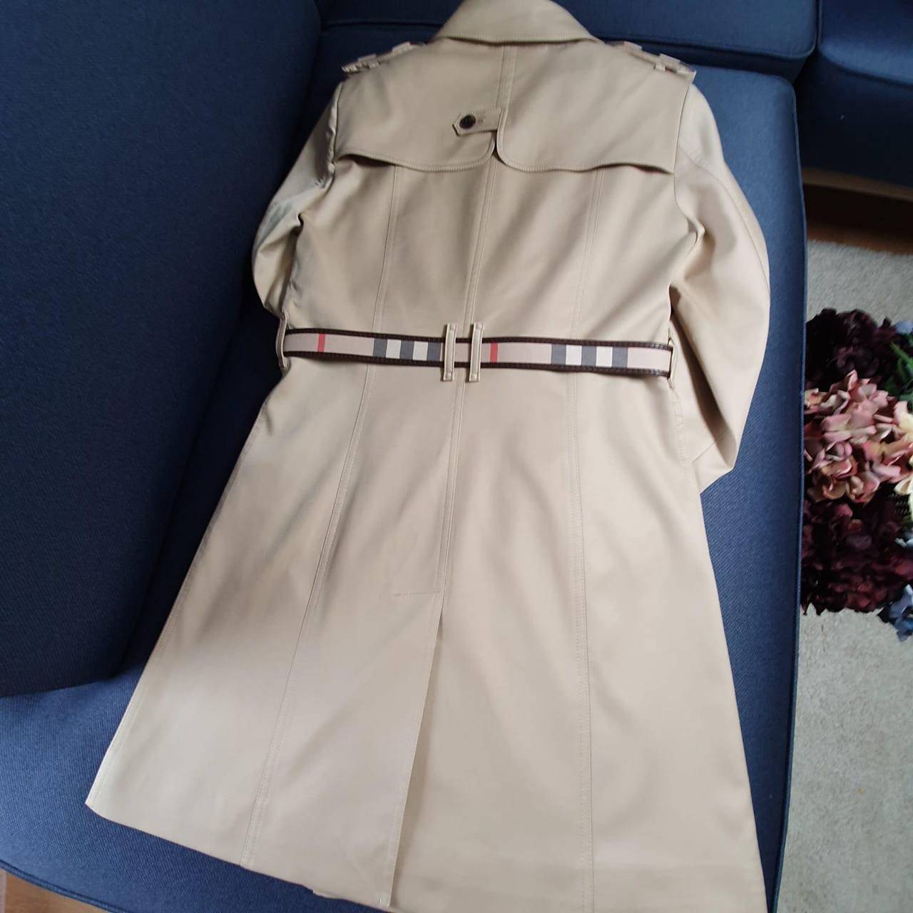 Burberry Mid-Length Heritage Trenchcoat Size S - photo 3
