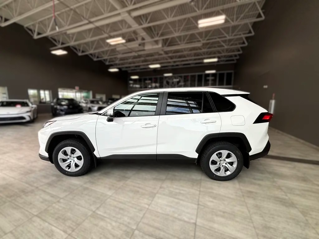 2025 Toyota RAV4 - photo 4