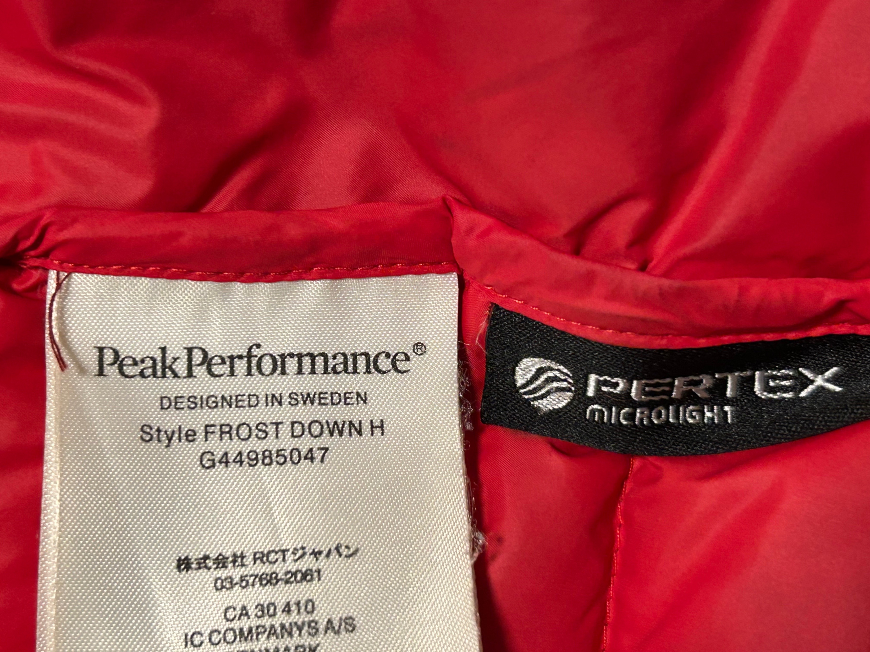 PEAK PERFORMANCE "FROST" DOWN HOOD in rouge/red - photo 5