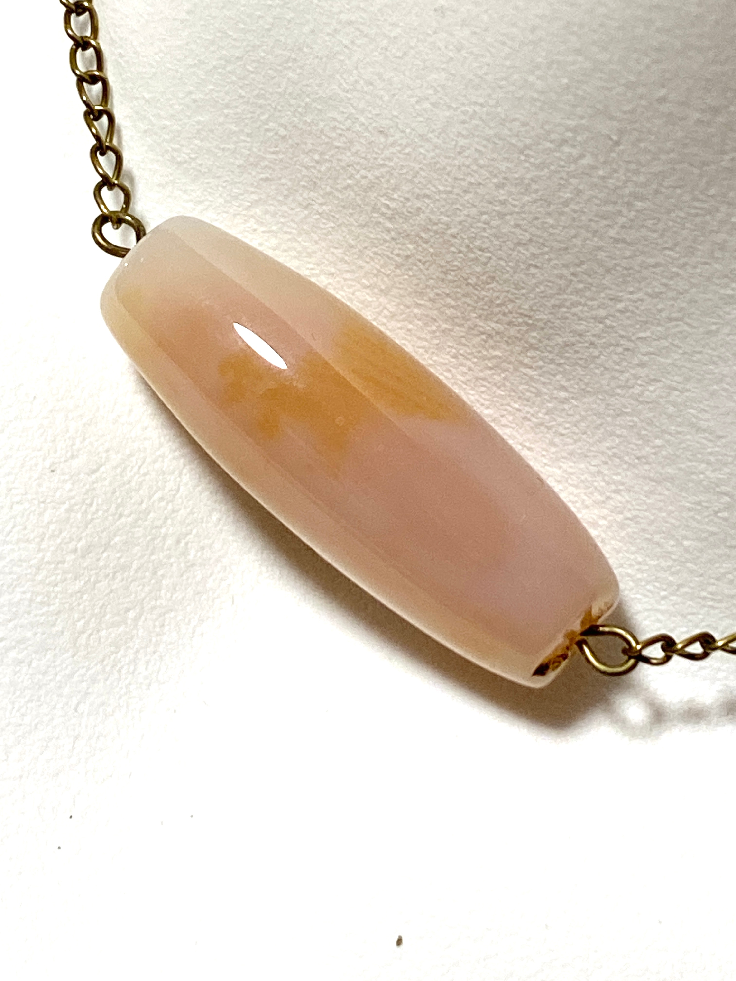 Natural Agate Short Necklace, Bronze Chain