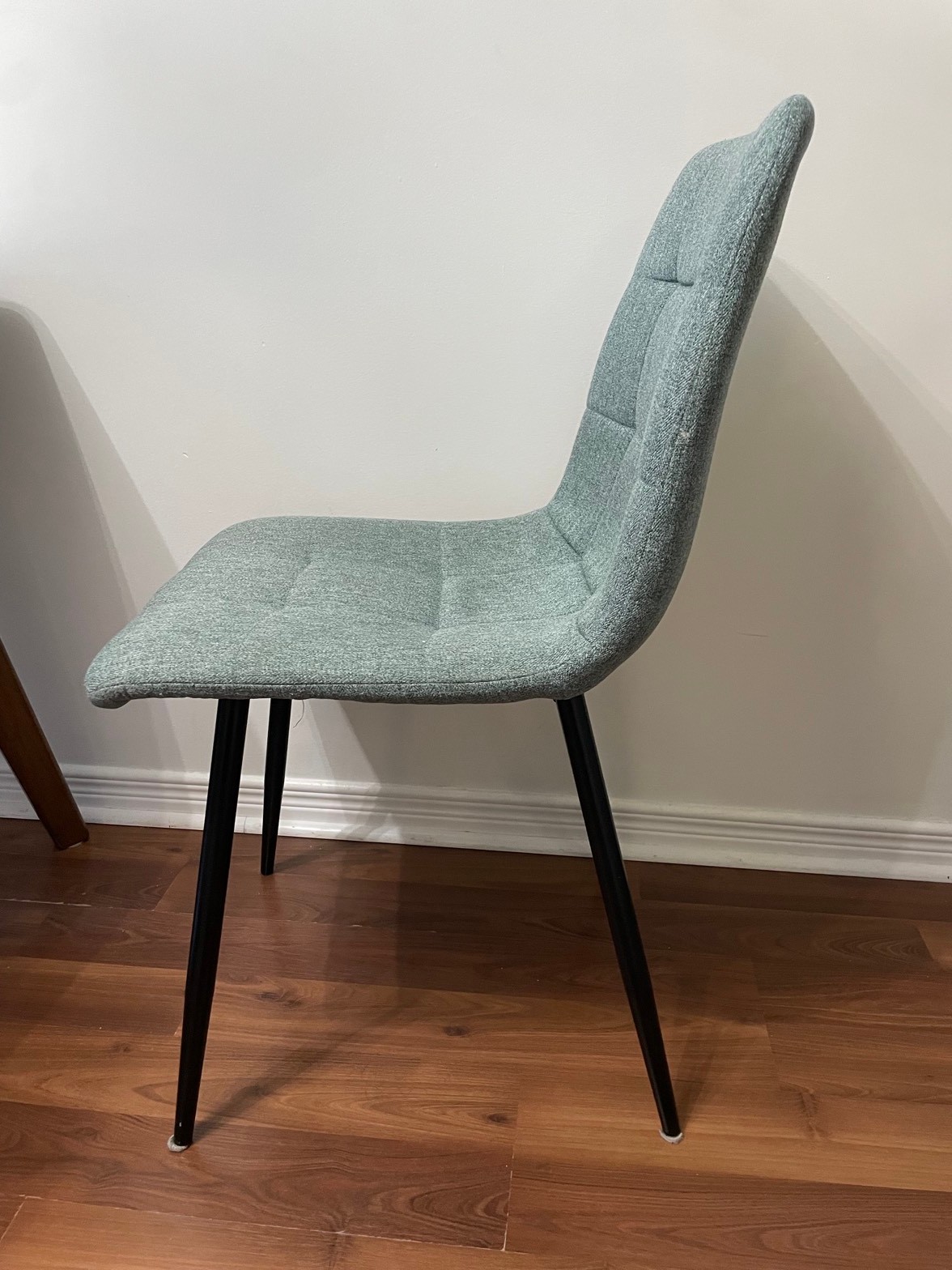 White dining table + 4 fabric chairs - photo 3