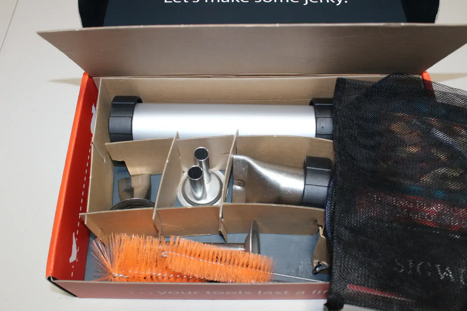 SIGVAL Frontier Jerky Gun & Sausage Maker Kit (NIB) - photo 2