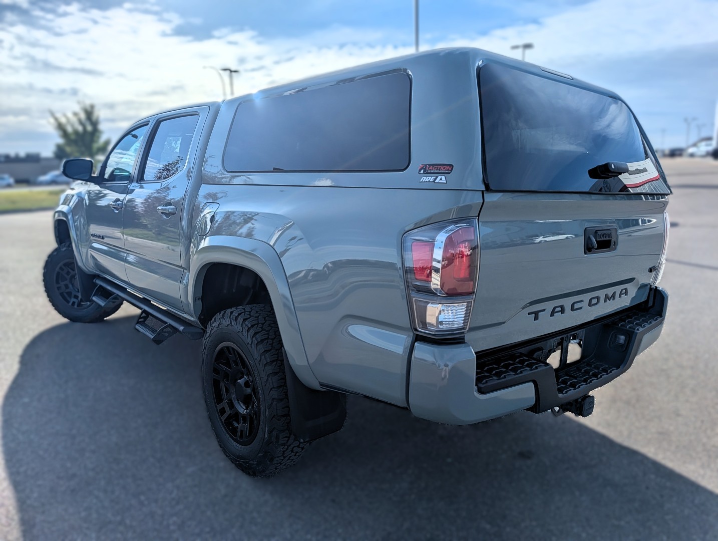 2023 Toyota Tacoma TRD Sport M/T - photo 3