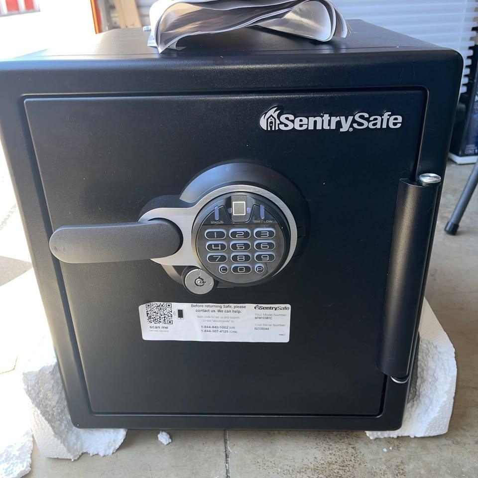 SentrySafe Biometric Safe 1.23 cu ft Fingerprint+Keypad