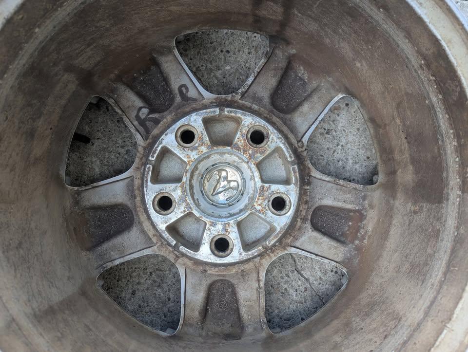 Set of 4 Dodge Alloy Wheels - photo 2