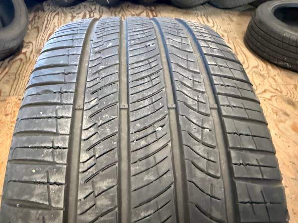 PAIR of 255/45/19 M+S Pirelli Scorpion MS TO Elect - good tread - photo 3