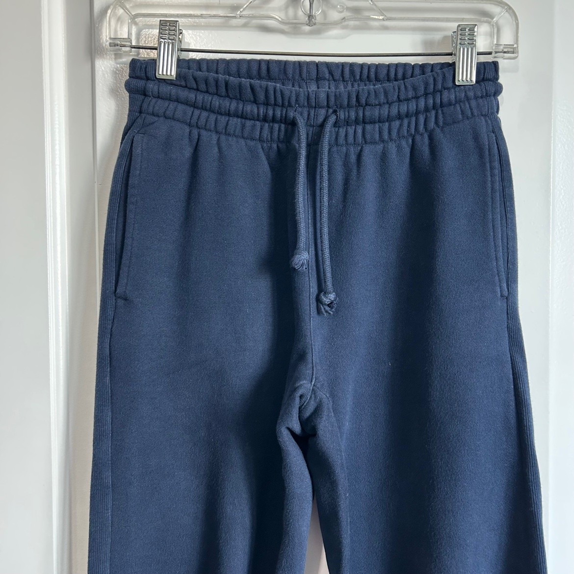 Tna (Aritzia) Navy Fleece Sweatpants – Size 2XS, Used Like New - photo 3