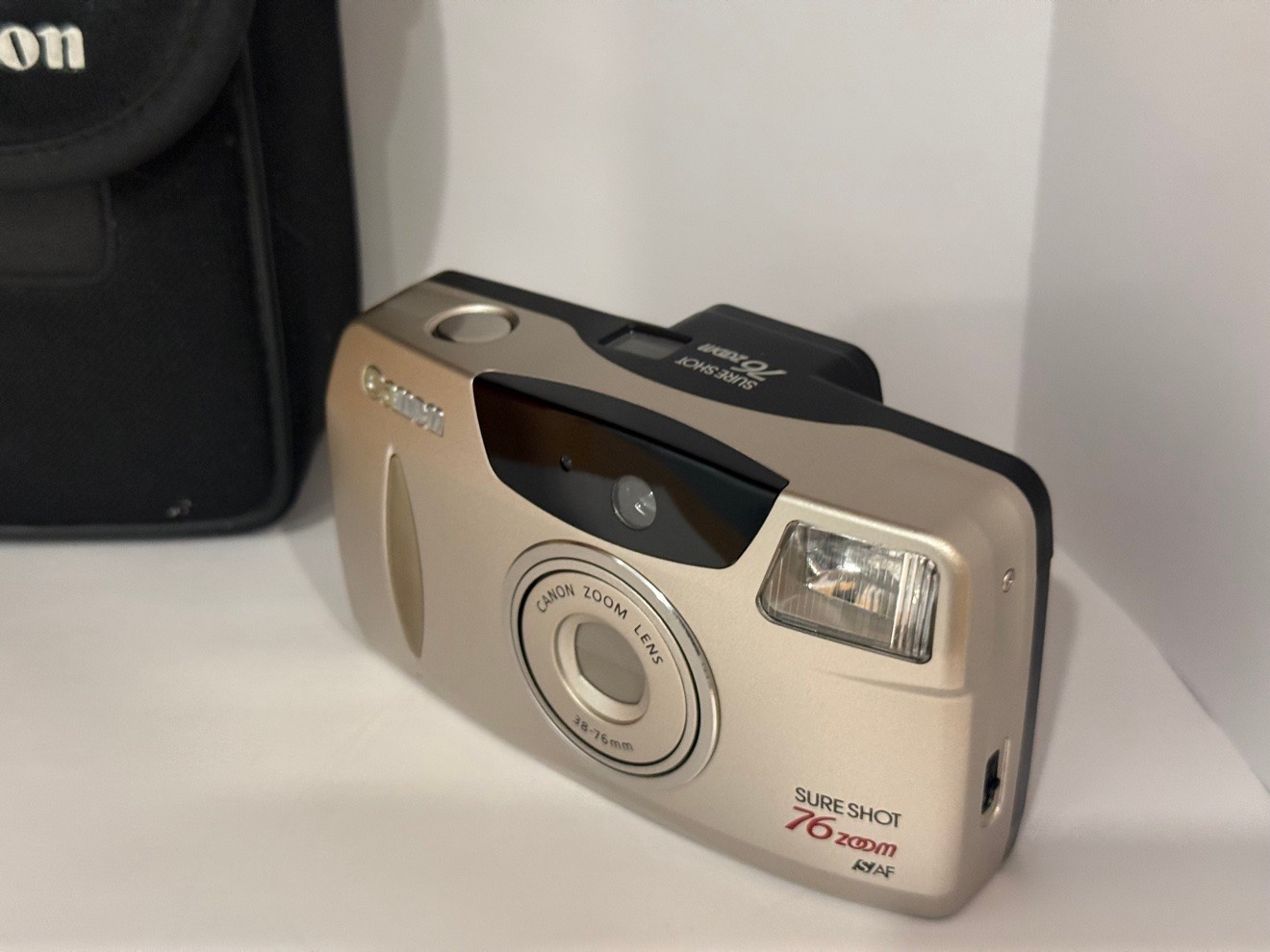 Canon Sure Shot 76 Zoom 35mm Film Camera – 38–76mm AF, Case Incl - photo 2
