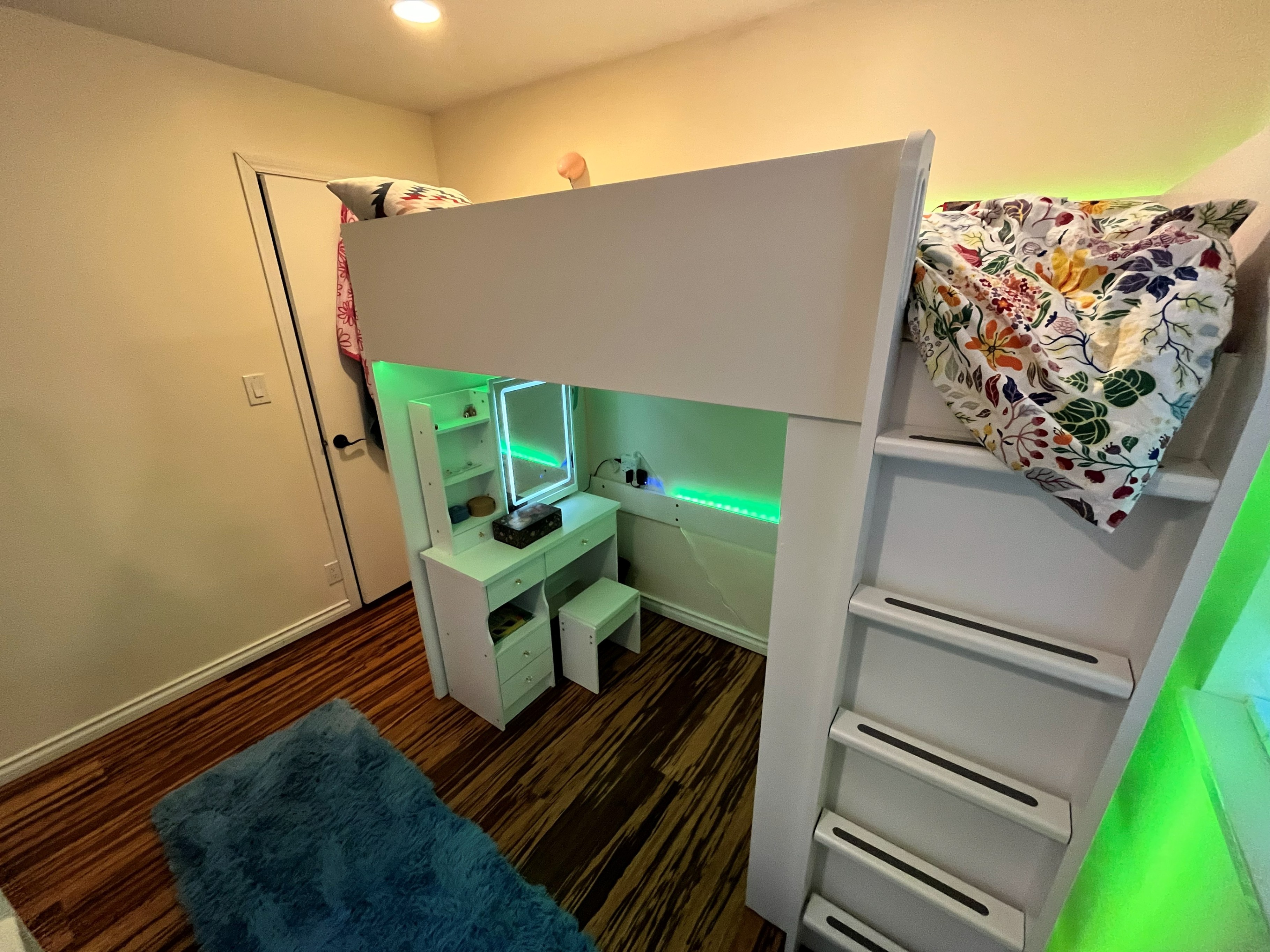 IKEA SMÅSTAD Loft Bed – ready for pickup!! - photo 3