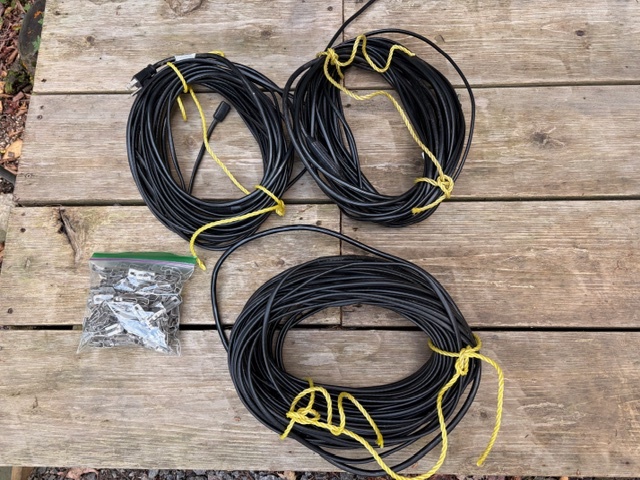 Roof & Gutter De-Icing Heating Cables – 240 ft + 100 Clips