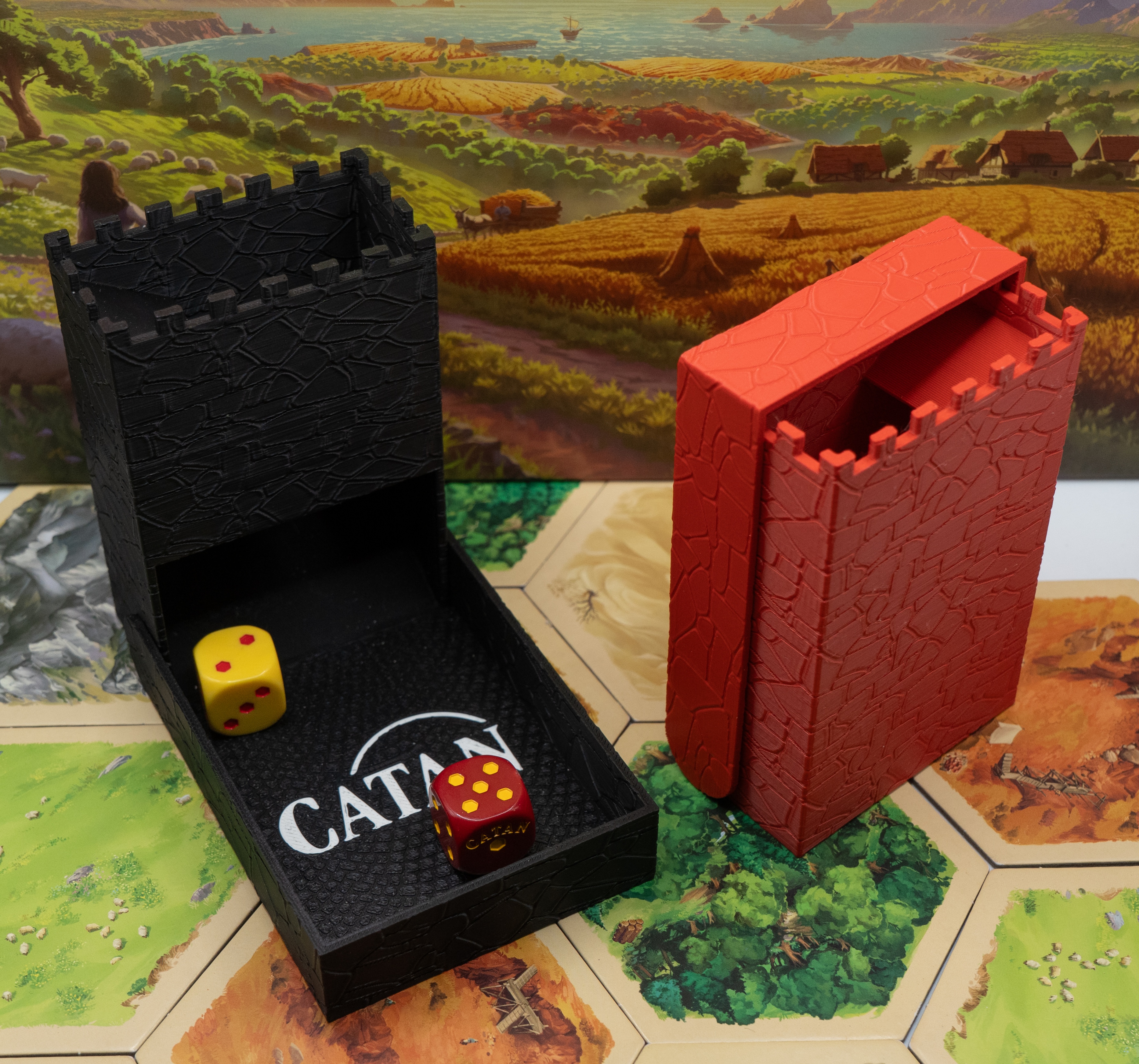 Foldable Dice Tower – Catan Logo or Plain