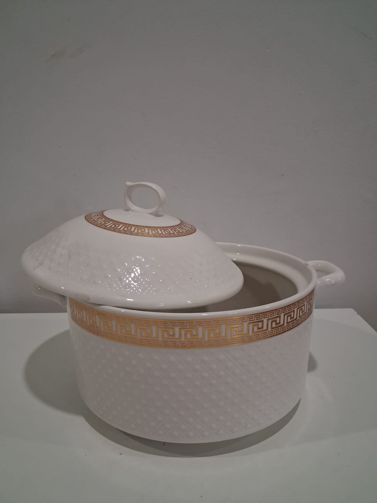 White & Gold Covered Serving Dish - photo 3