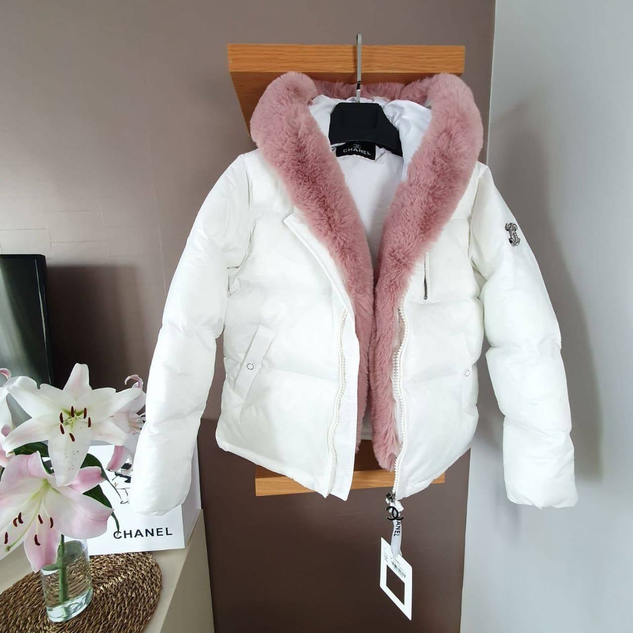 Chanel White Hooded Puffer Jacket Pink Fur Trim Size L - photo 2