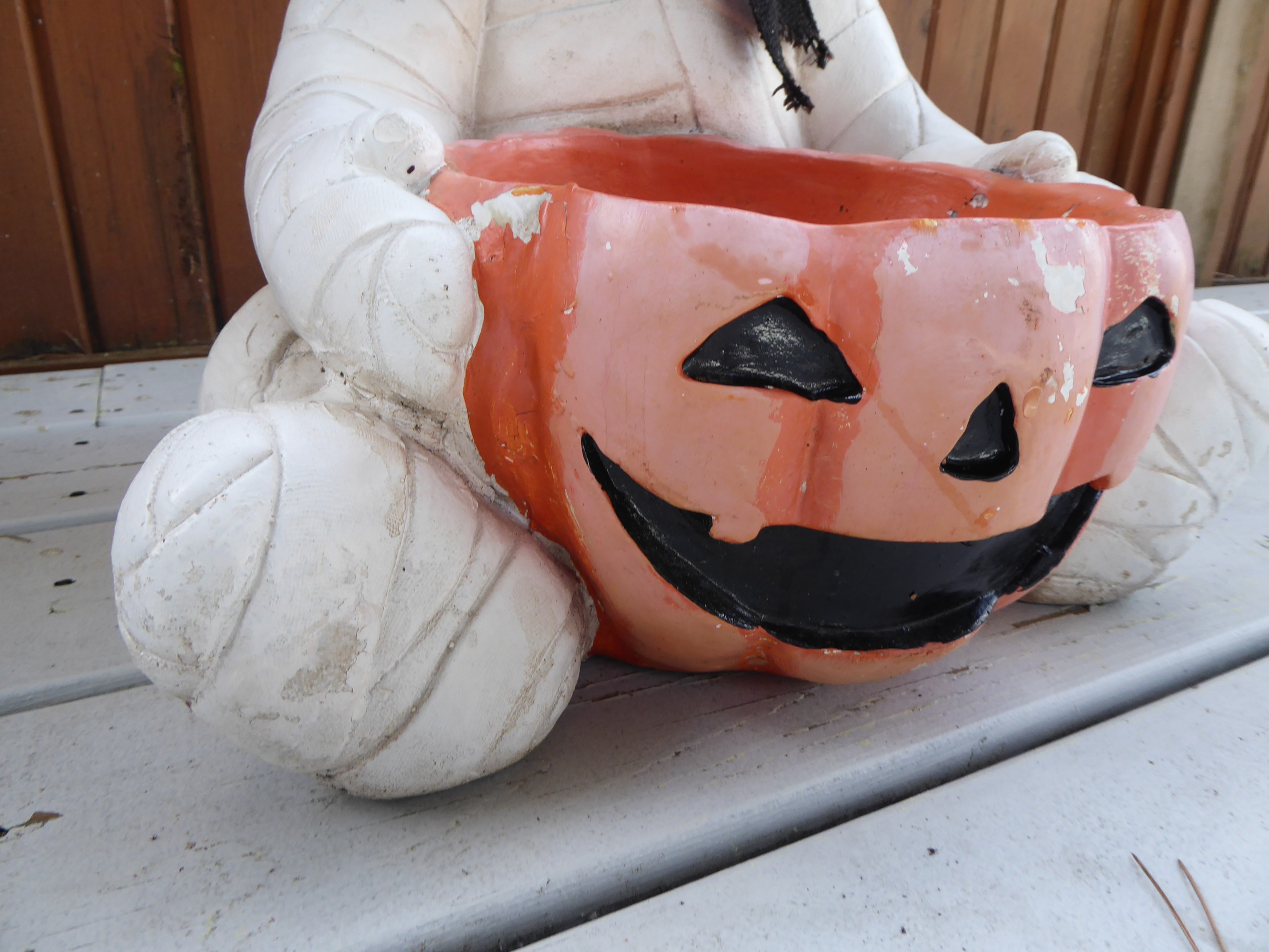 Halloween Mummy Decor pumpkin candy bowl Statue - photo 3