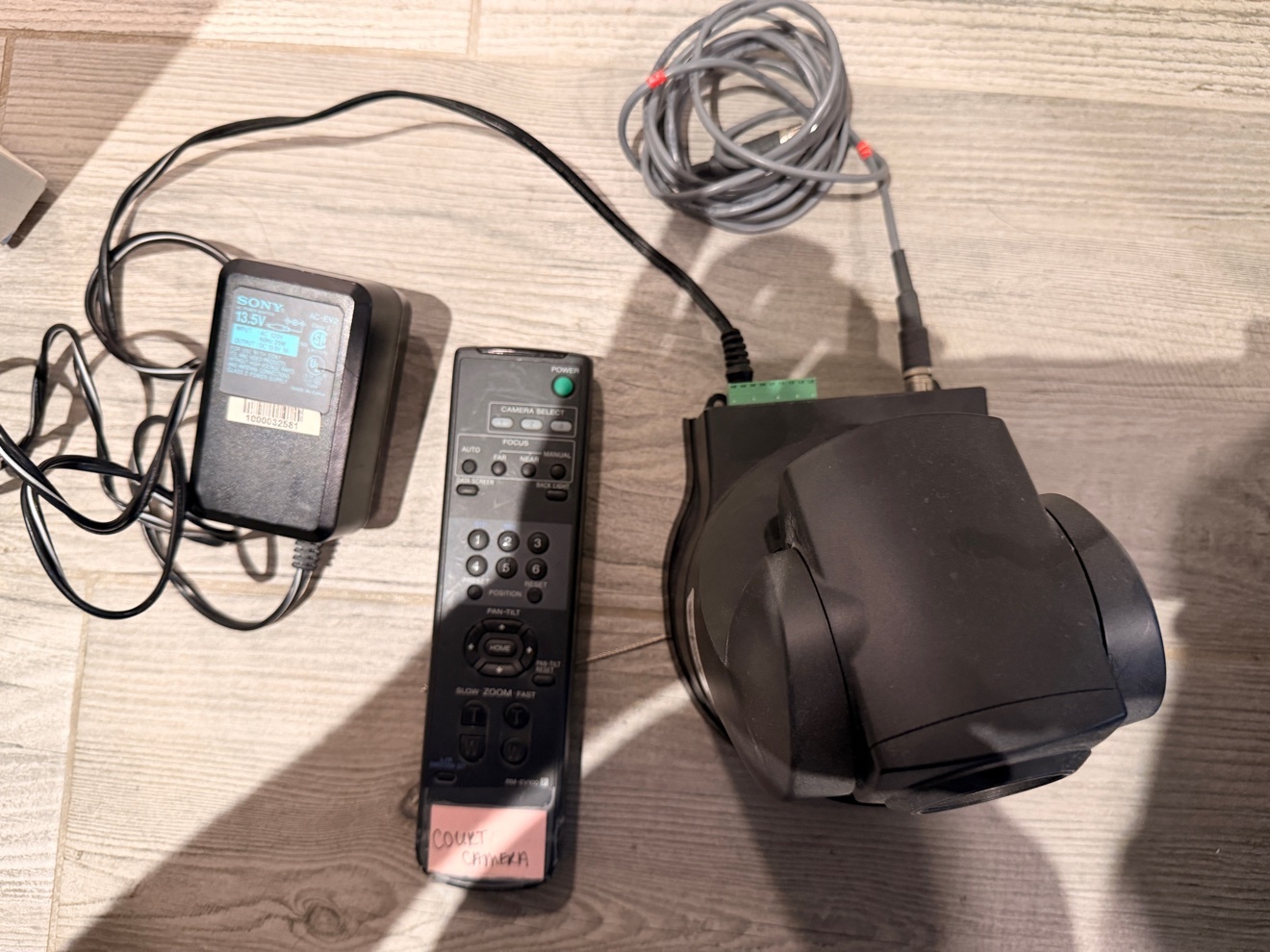 Sony EVI-D70 PTZ Video Camera — Tested Working - photo 4