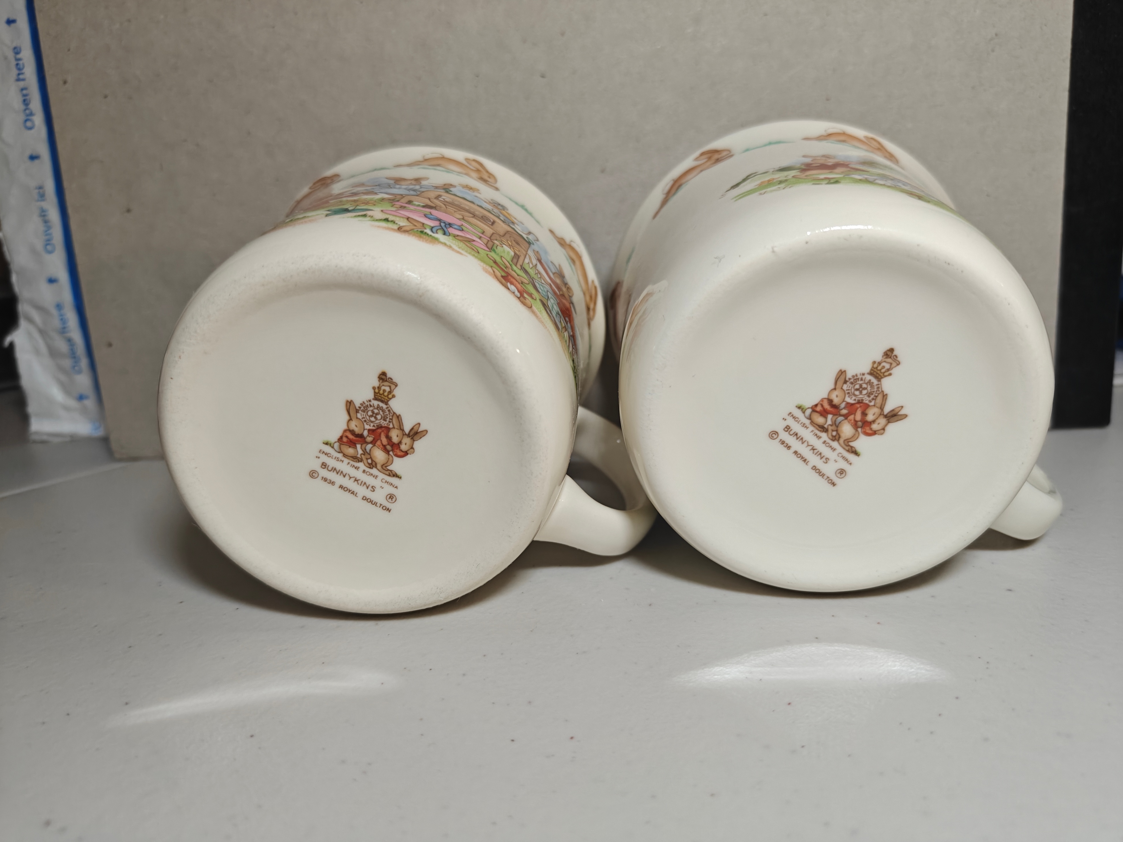 2 Vintage Royal Doulton Bunnykins Mugs (Made in England) - photo 5