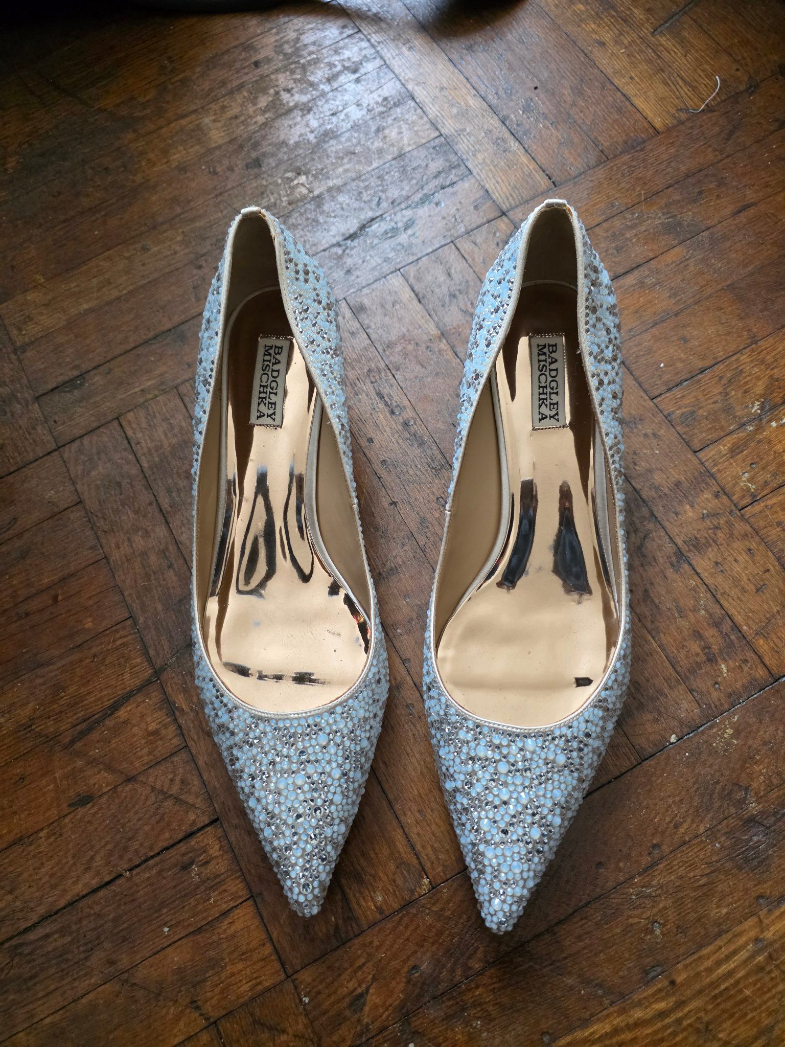 Badgley Mischka Rhinestone Pointed Toe Kitten Heel Shoes Size 12