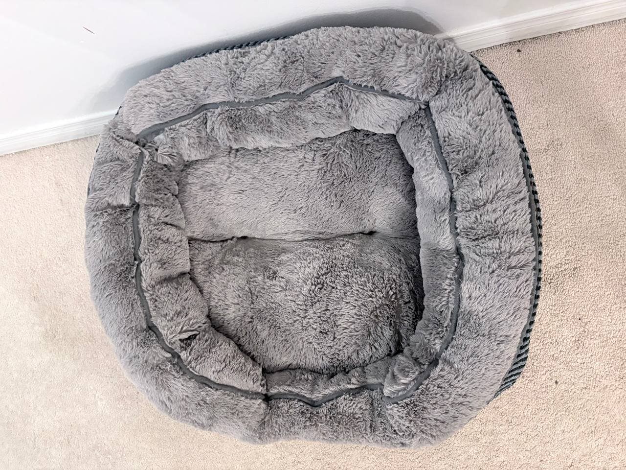 Plush Pet Bed – Grey, Rectangular Bolster - photo 3