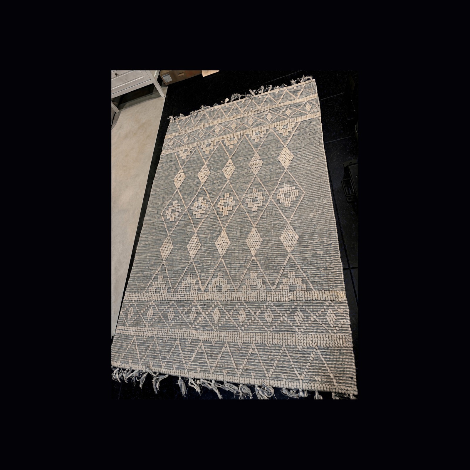 Dynamic Rugs Liberty 5×8 — handmade wool/cotton, light grey